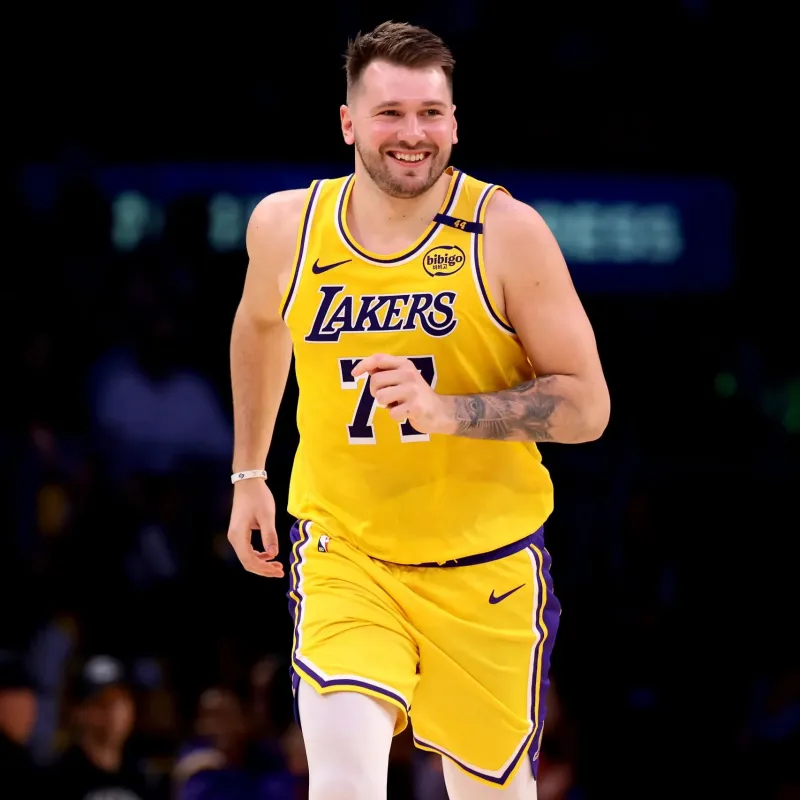 世界杯官方直播入口-美媒：赛季胜场场均得分，东契奇、亚历山大、马克西前三