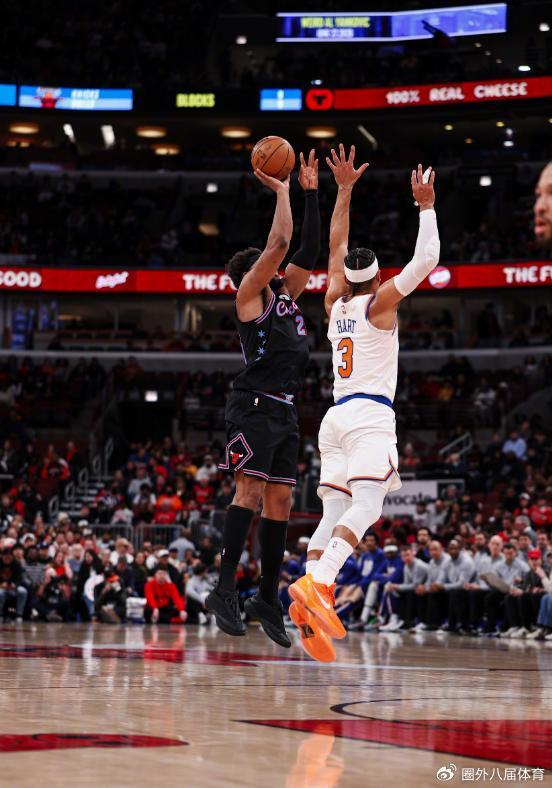 世界杯app下载-布伦森19+5+9唐斯两双，吉迪梦游拖后腿，尼克斯送公牛9连败|卡尔-安东尼-唐斯|尼古拉-武切维奇|科比-布莱恩特|纽约尼克斯队|芝加哥公牛队_新浪体育_新浪新闻