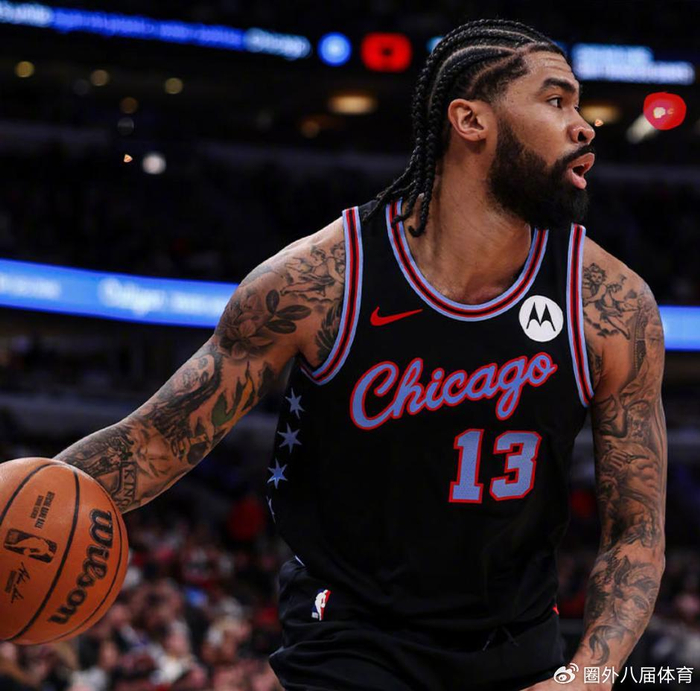 世界杯app下载-布伦森19+5+9唐斯两双，吉迪梦游拖后腿，尼克斯送公牛9连败|卡尔-安东尼-唐斯|尼古拉-武切维奇|科比-布莱恩特|纽约尼克斯队|芝加哥公牛队_新浪体育_新浪新闻