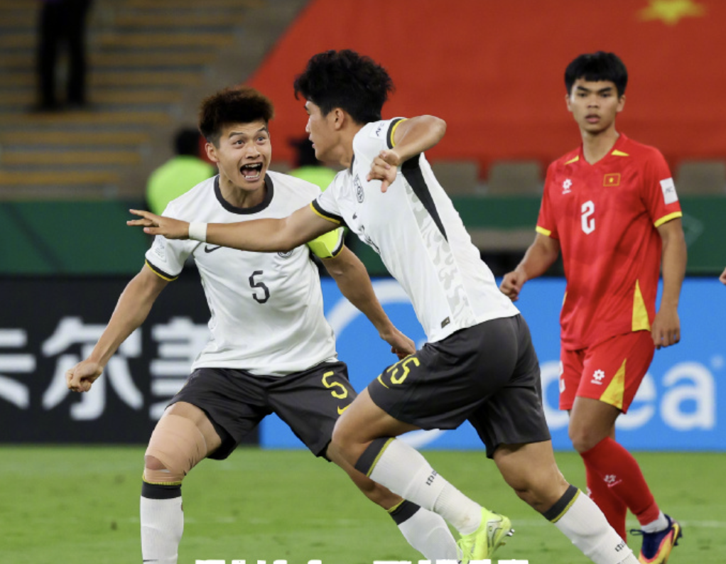 世界杯直播平台-举国关注！U23国足23点冲冠：决战日本队+欲补22年遗憾 赔率曝光