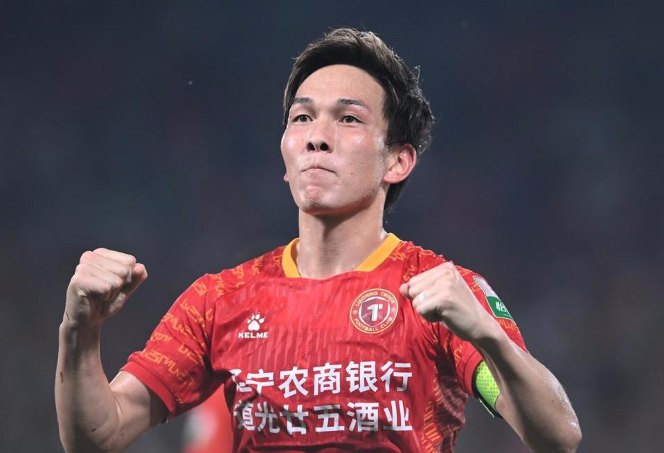 世界杯app下载-铁人2连败后内乱？日本外援失宠引妻子哭诉：不甘心！他拼尽全力