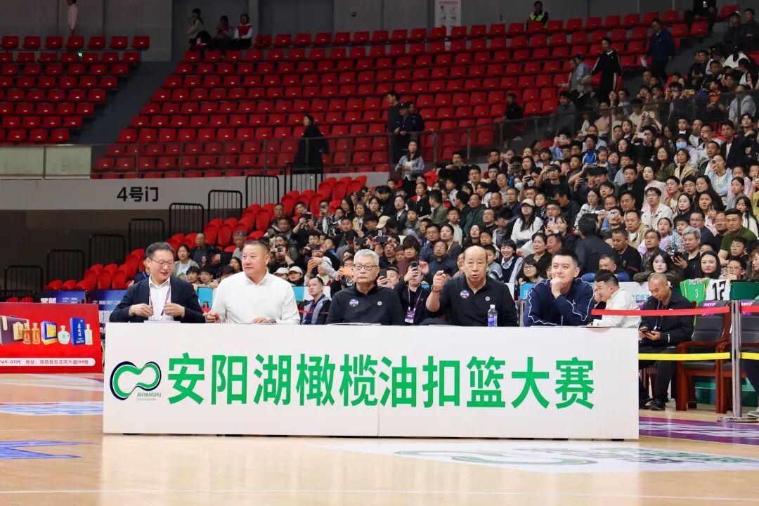 世界杯手机观看-杨鸣现身十堰：他们距离CBA仅一步之遥！